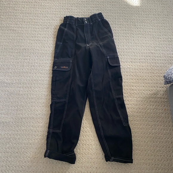 Urban Outfitters Cargo Pants - Picture 2 of 5